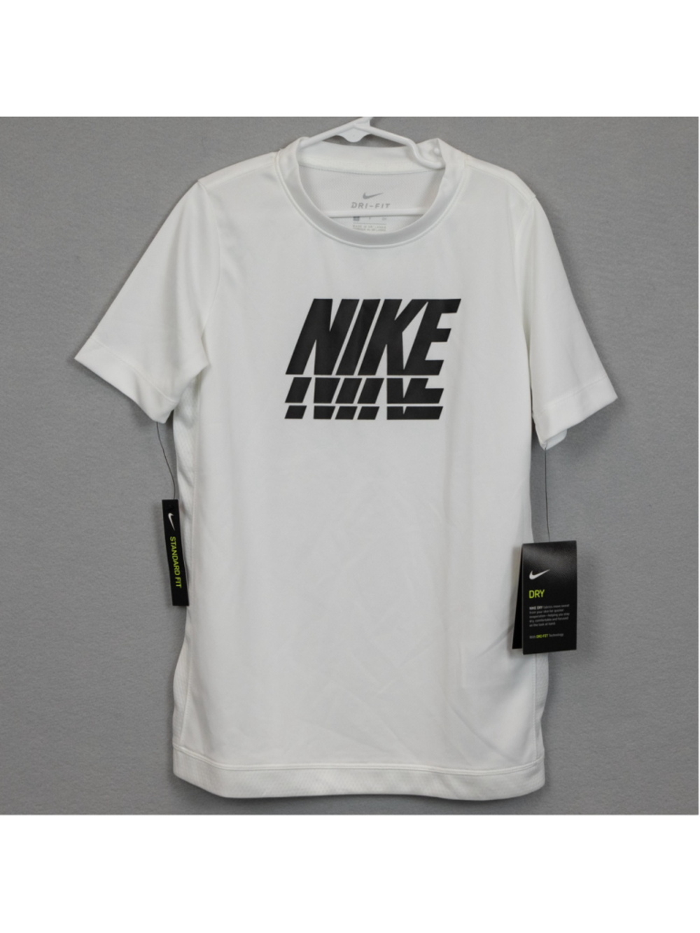 Boys Nike Dri-Fit white short sleeve top NWT-S